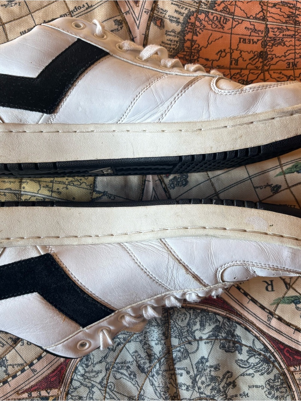 Pony Men's Classic White Low-Top Sneakers with Black Accent - Picture 3 of 6